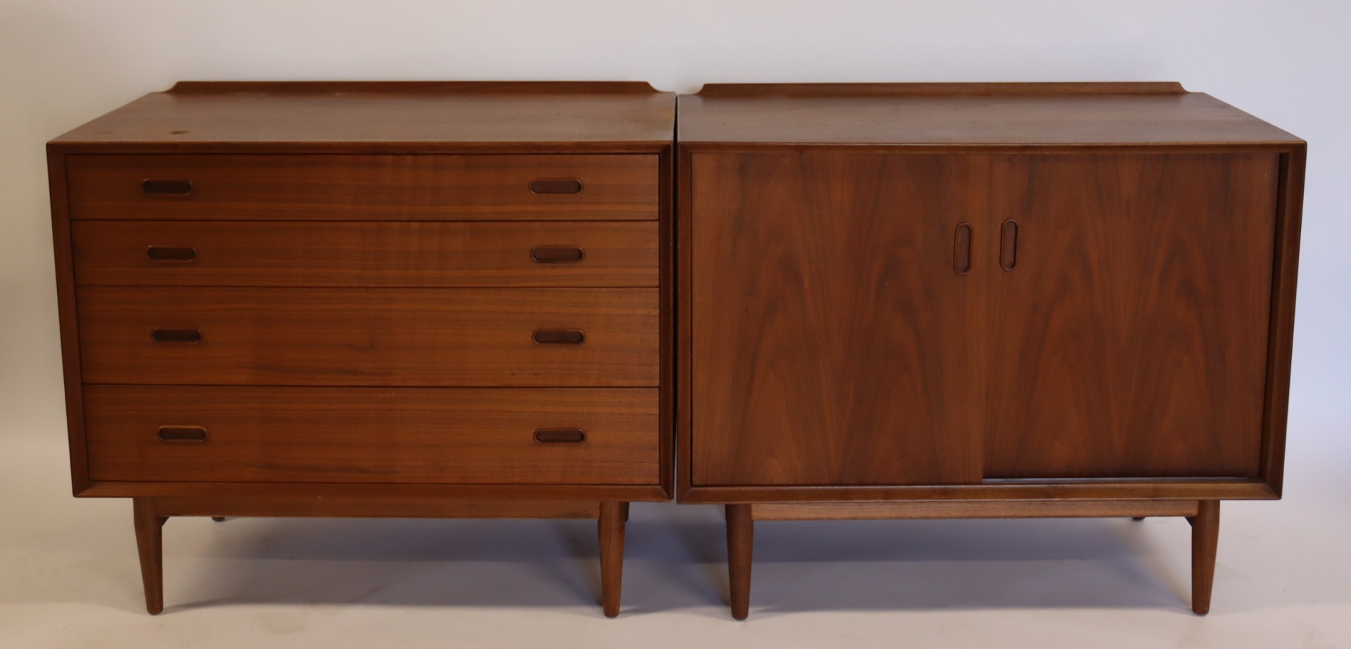 MIDCENTURY ARNE VODDER MATCHED PR