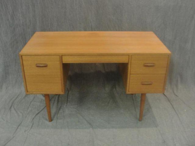 Midcentury Blonde Wood Kneehole
