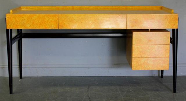 Midcentury Knee Hole Desk.In the