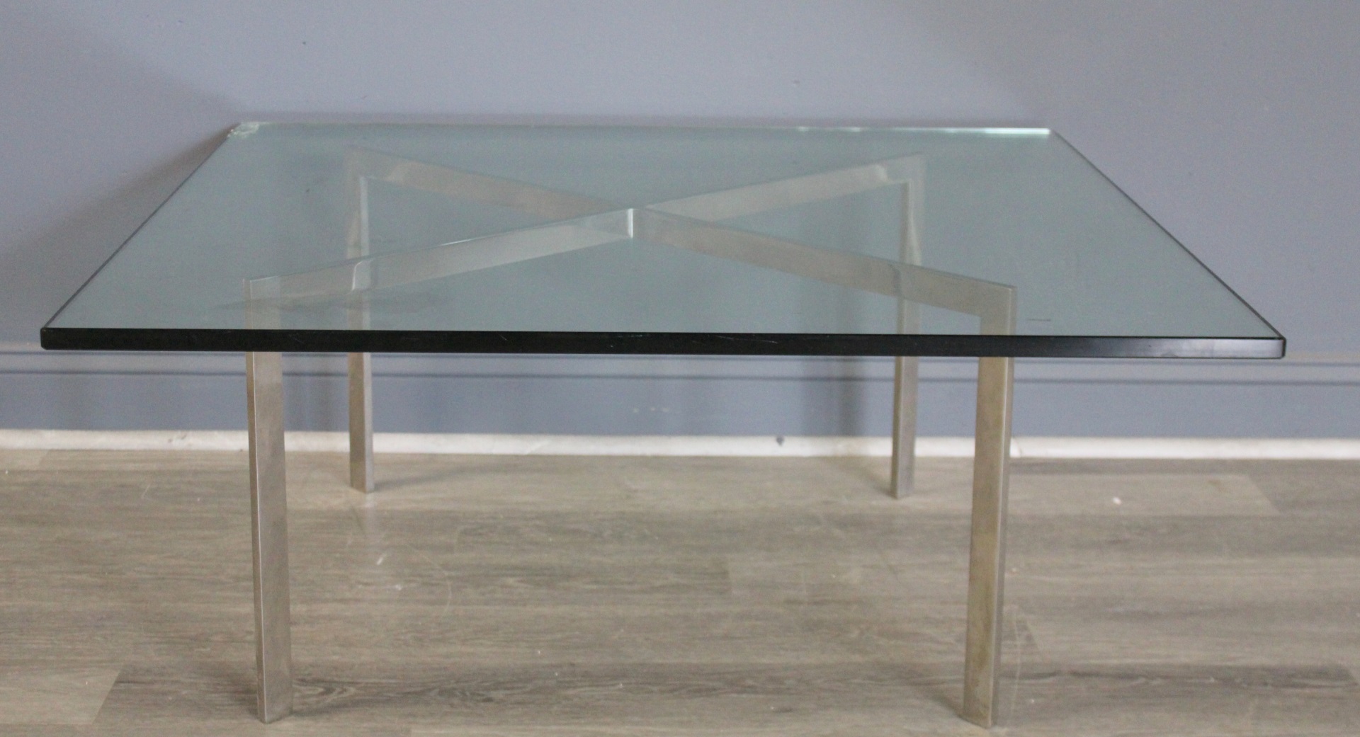 MIDCENTURY MIES VAN DER RHOE