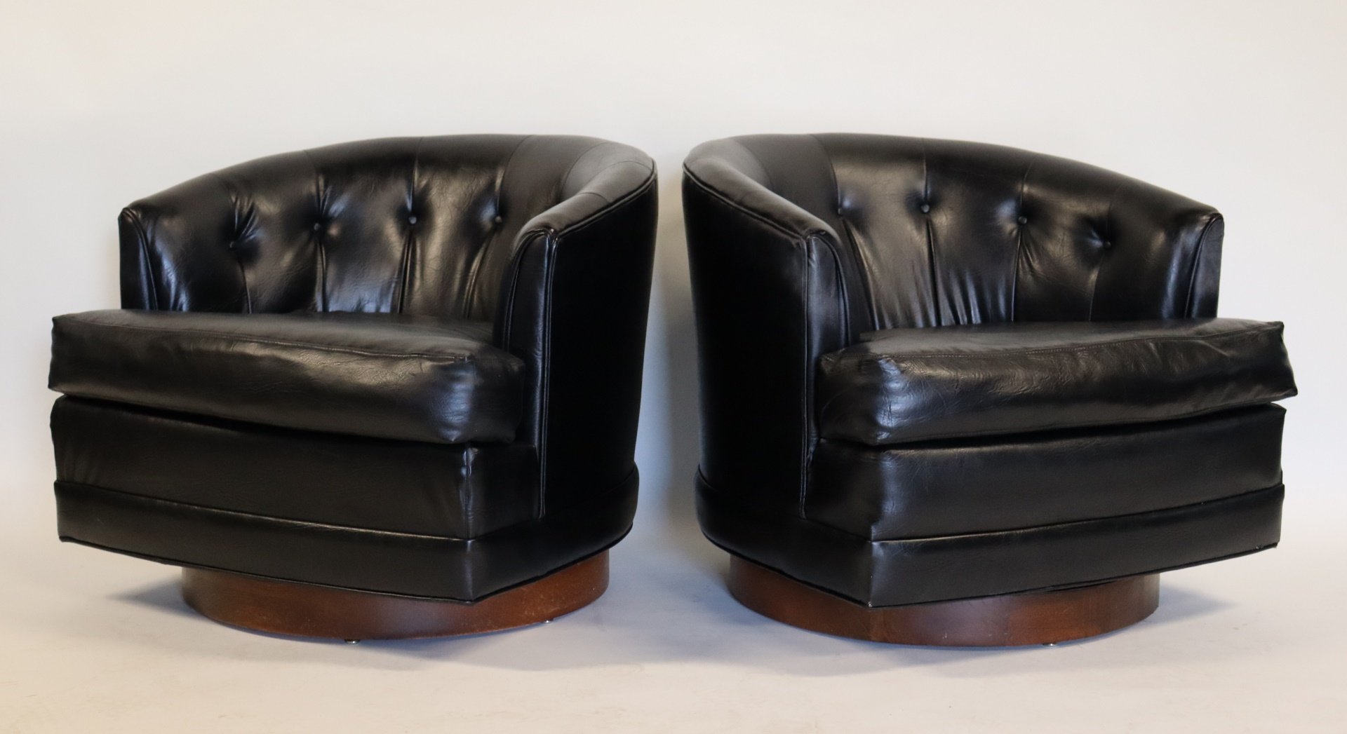 MIDCENTURY PAIR OF SELIG