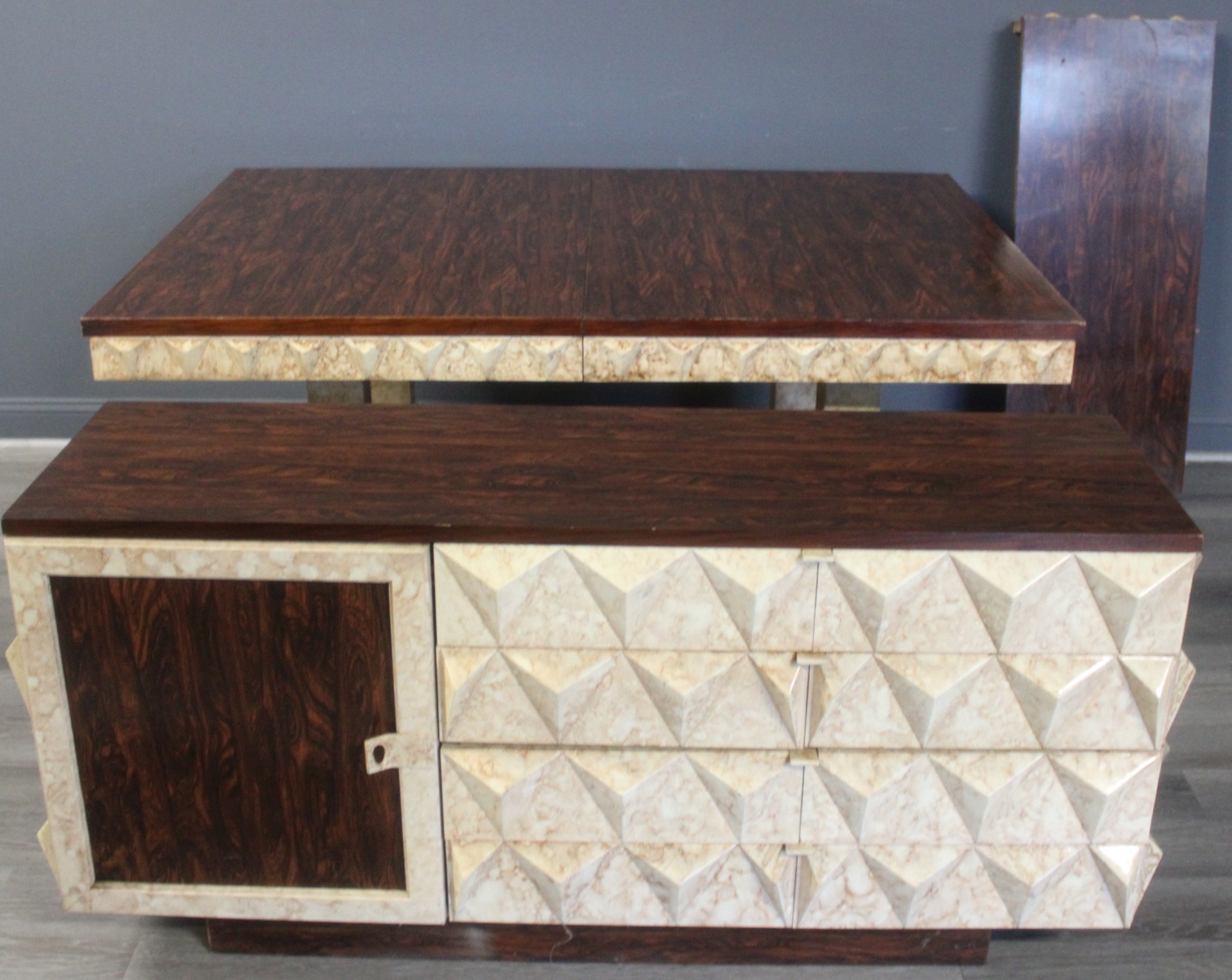 MIDCENTURY TABLE, LEAVES &
