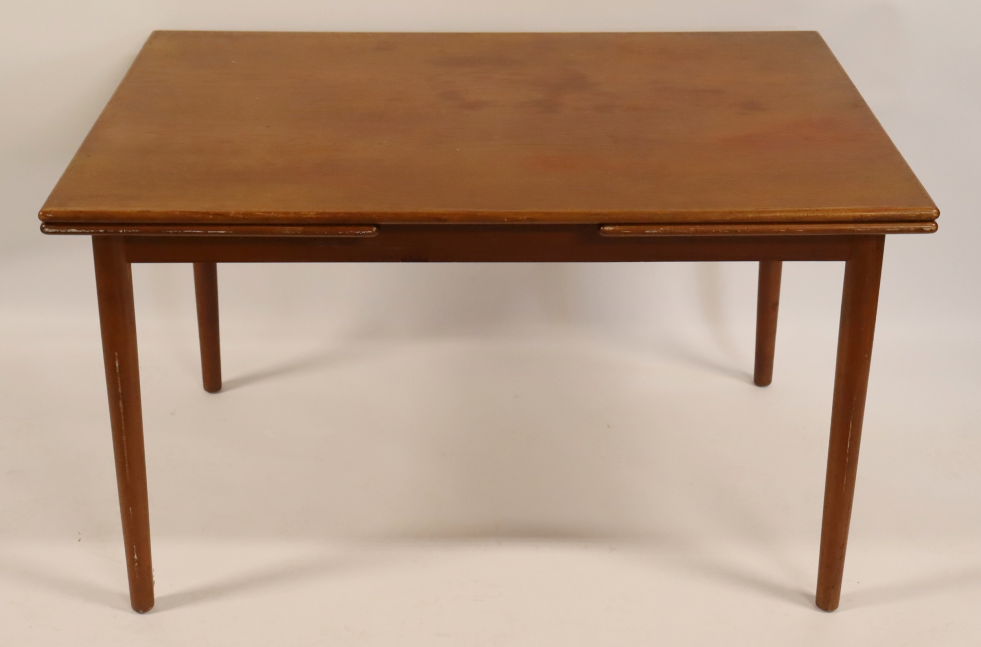MIDCENTURY TEAK REFRACTORY TABLE.