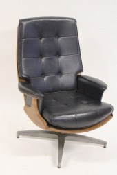 MIDCENTURY TEAK SWIVEL CHAIR W