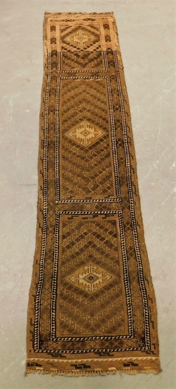 MIDDLE EASTERN GEOMETRIC EARTH TONE