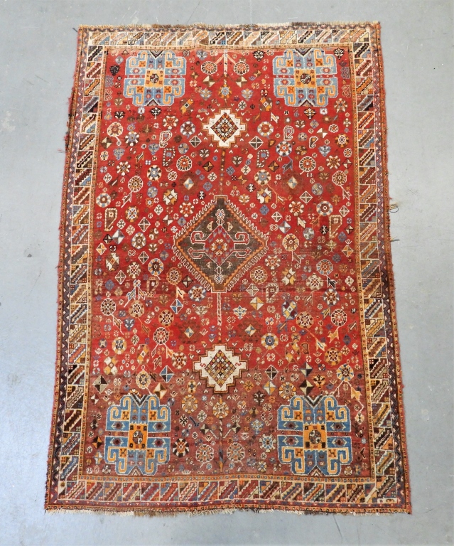 MIDDLE EASTERN GEOMETRIC FLORAL RUG