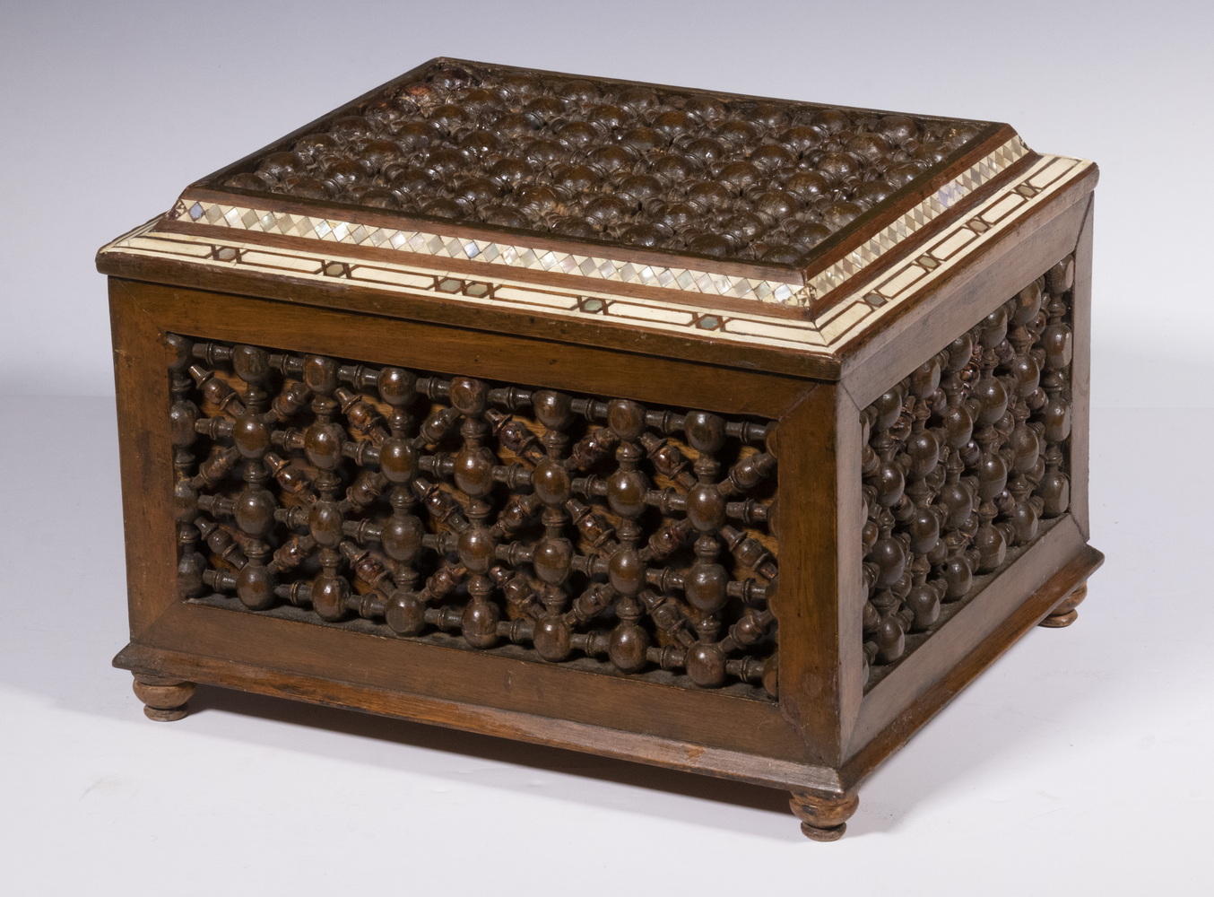 MIDDLE EASTERN MASHRIBAYA TRINKET