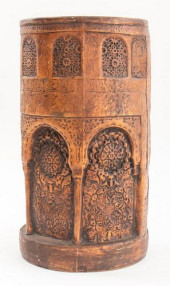 MIDDLE EASTERN PATINATED CERAM