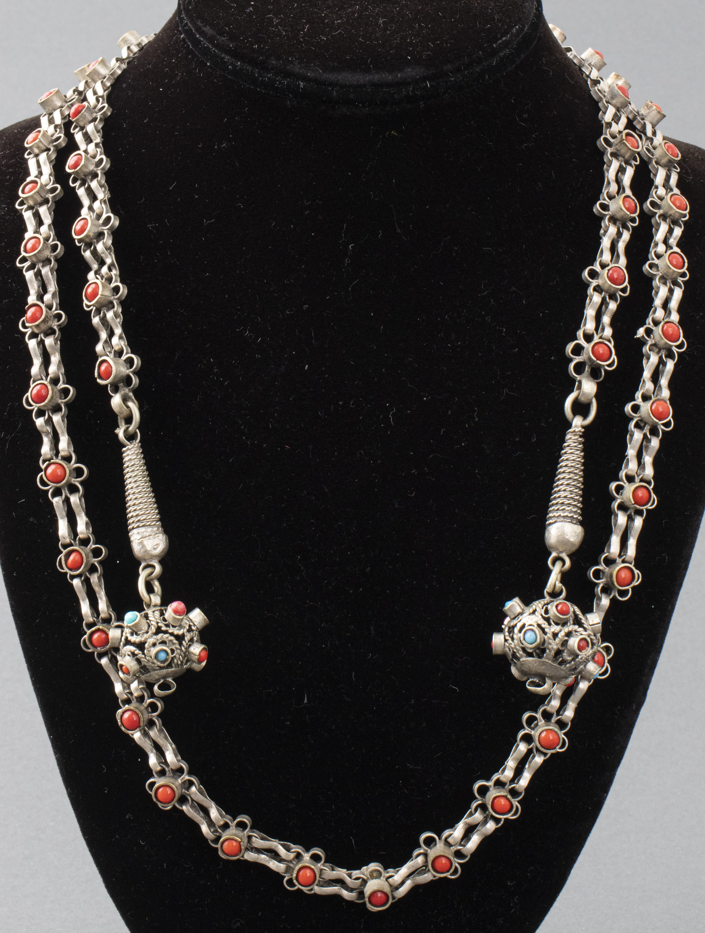 MIDDLE EASTERN STONE & METAL TIE