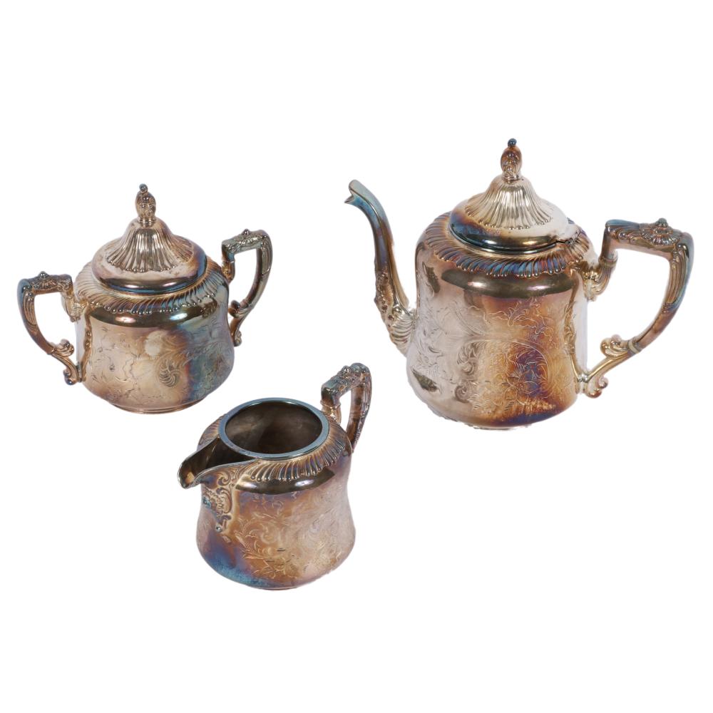 MIDDLETOWN QUADRUPLE SILVER PLATE