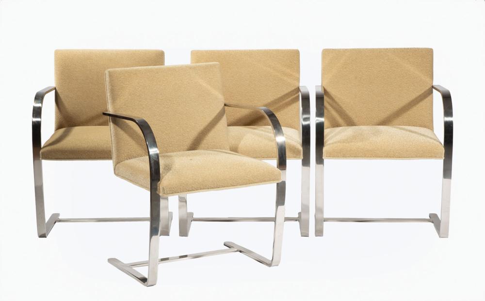 MIES VAN DER ROHE "BRNO"