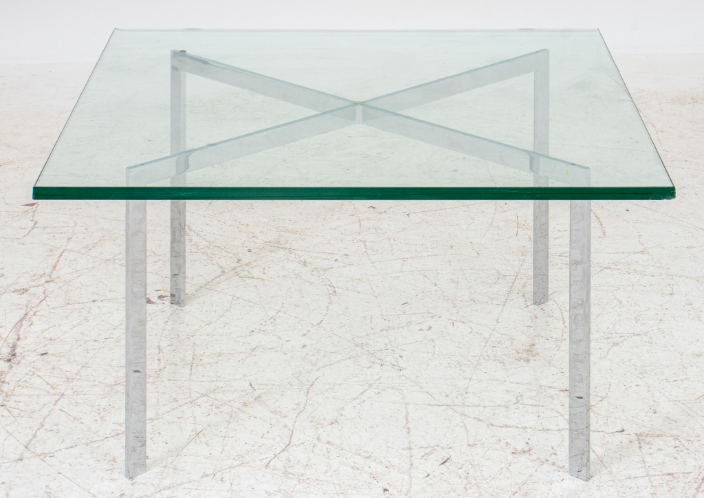 MIES VAN DER ROHE FOR KNOLL