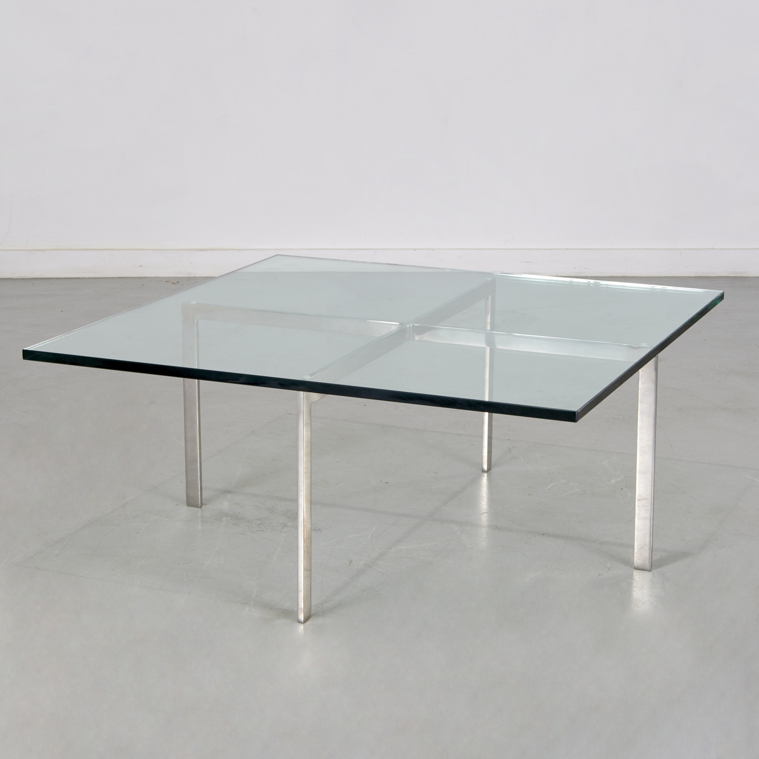 MIES VAN DER ROHE, KNOLL STYLE