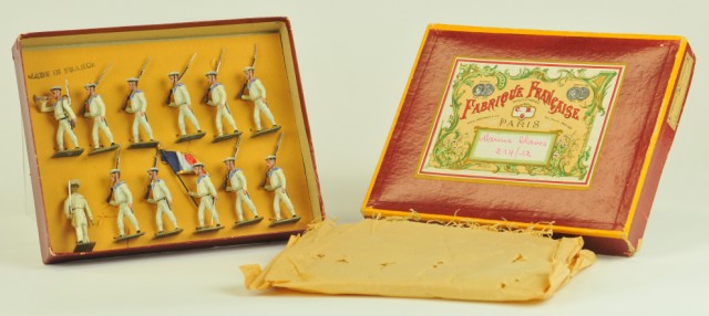 MIGNOT SAILORS IN WHITE BOXED SET