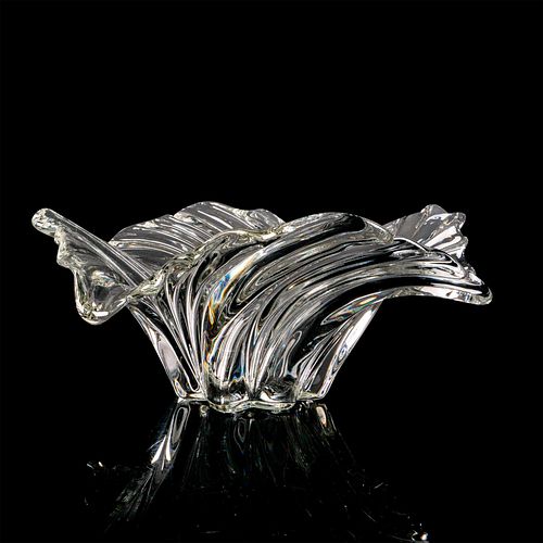 MIKASA CRYSTAL CENTERPIECE BELLE