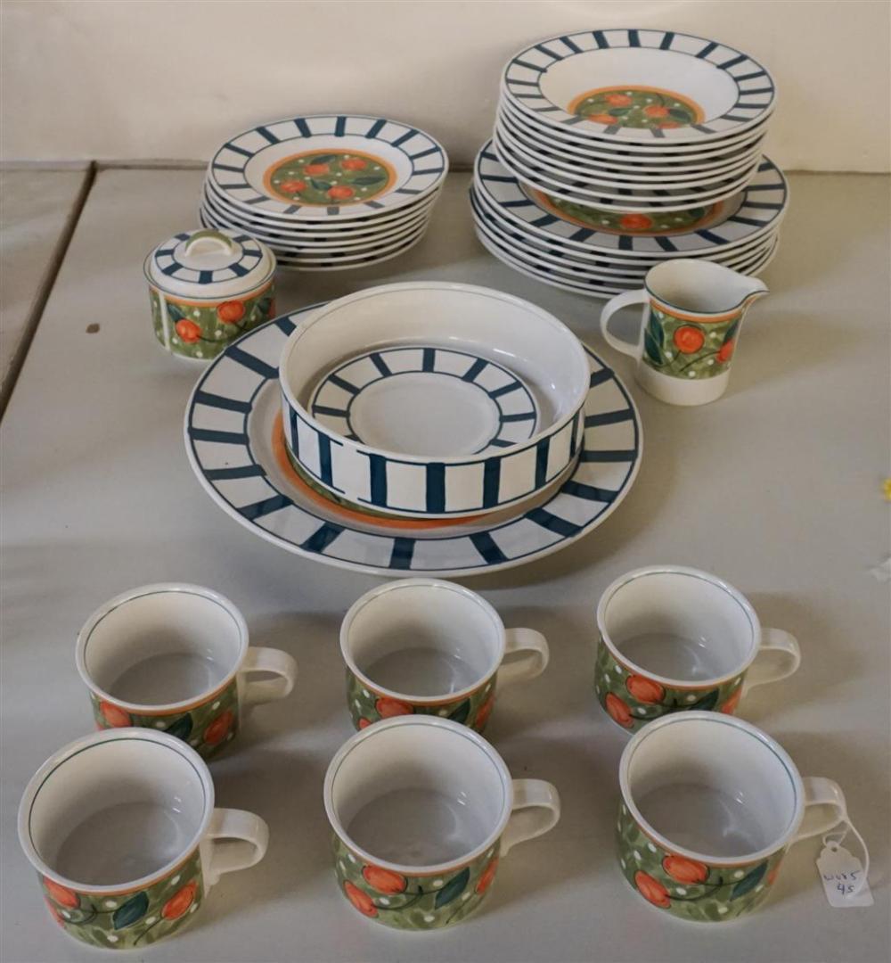 MIKASA INTAGLIO 32-PIECE PARTIAL