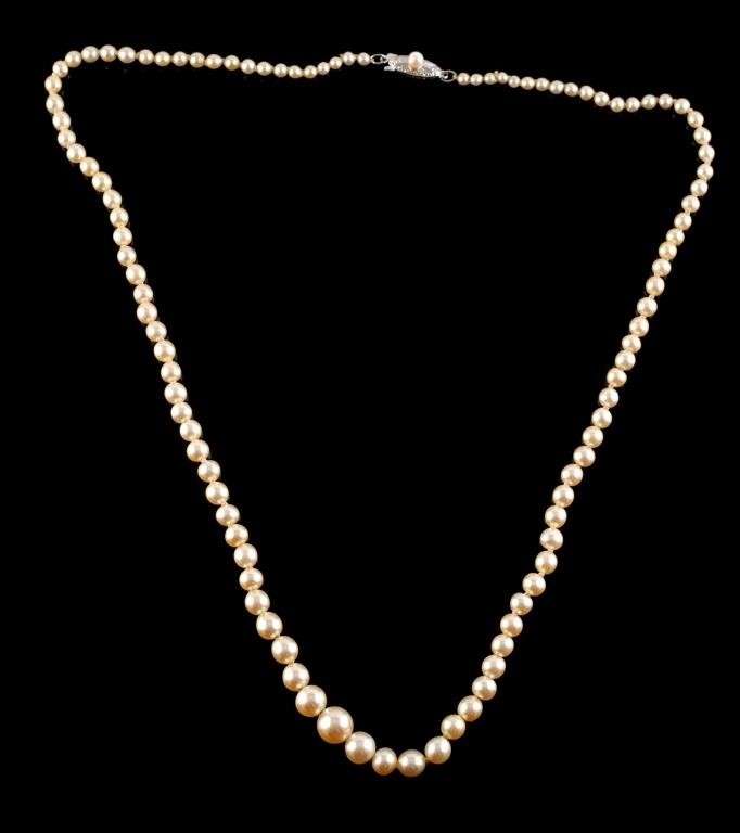 MIKIMOTO 10K WG PEARL NECKLACE
