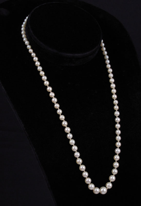 MIKIMOTO CULTURED PEARL STRAND: