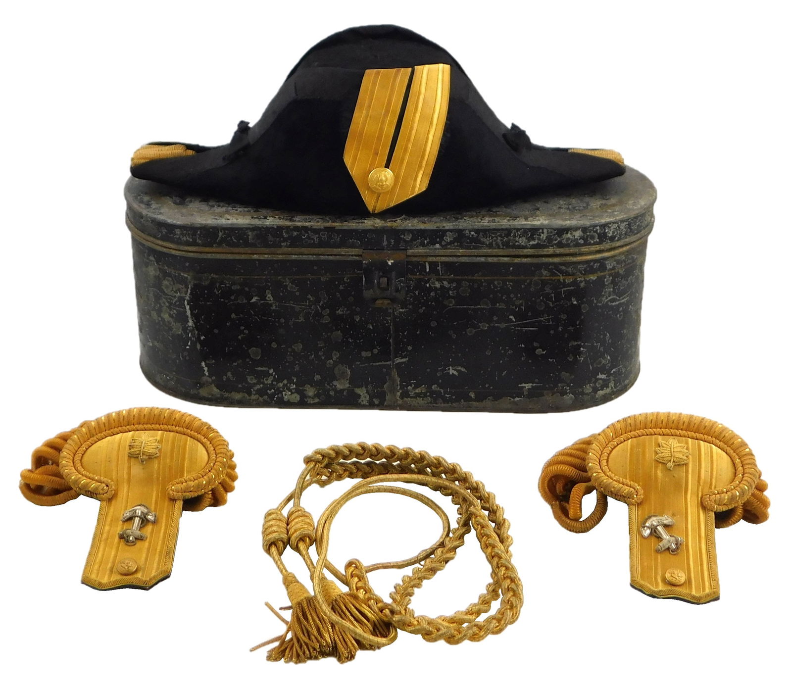 MILITARY: NAVAL OFFICER UNIFORM