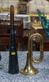 MILITARY STYLE BUGLE & TIN HOR