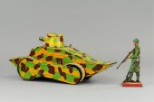 *MILITARY TANK AND SOLDIER Lar