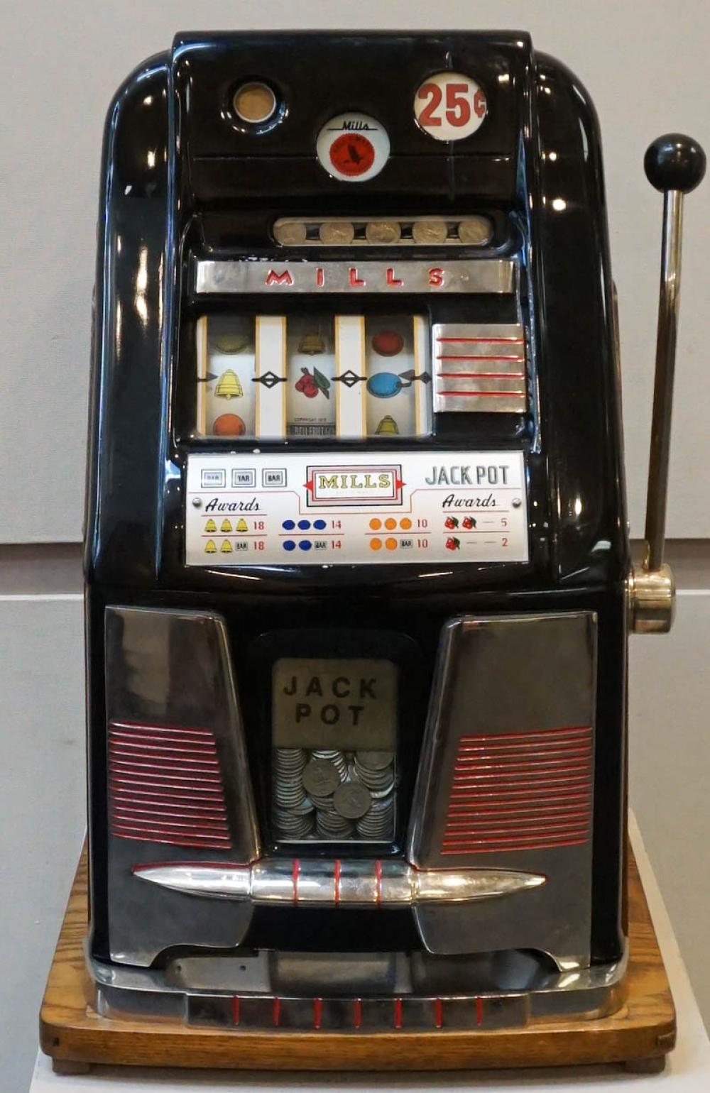 MILLS NOVELTY CO. 25-CENT SLOT