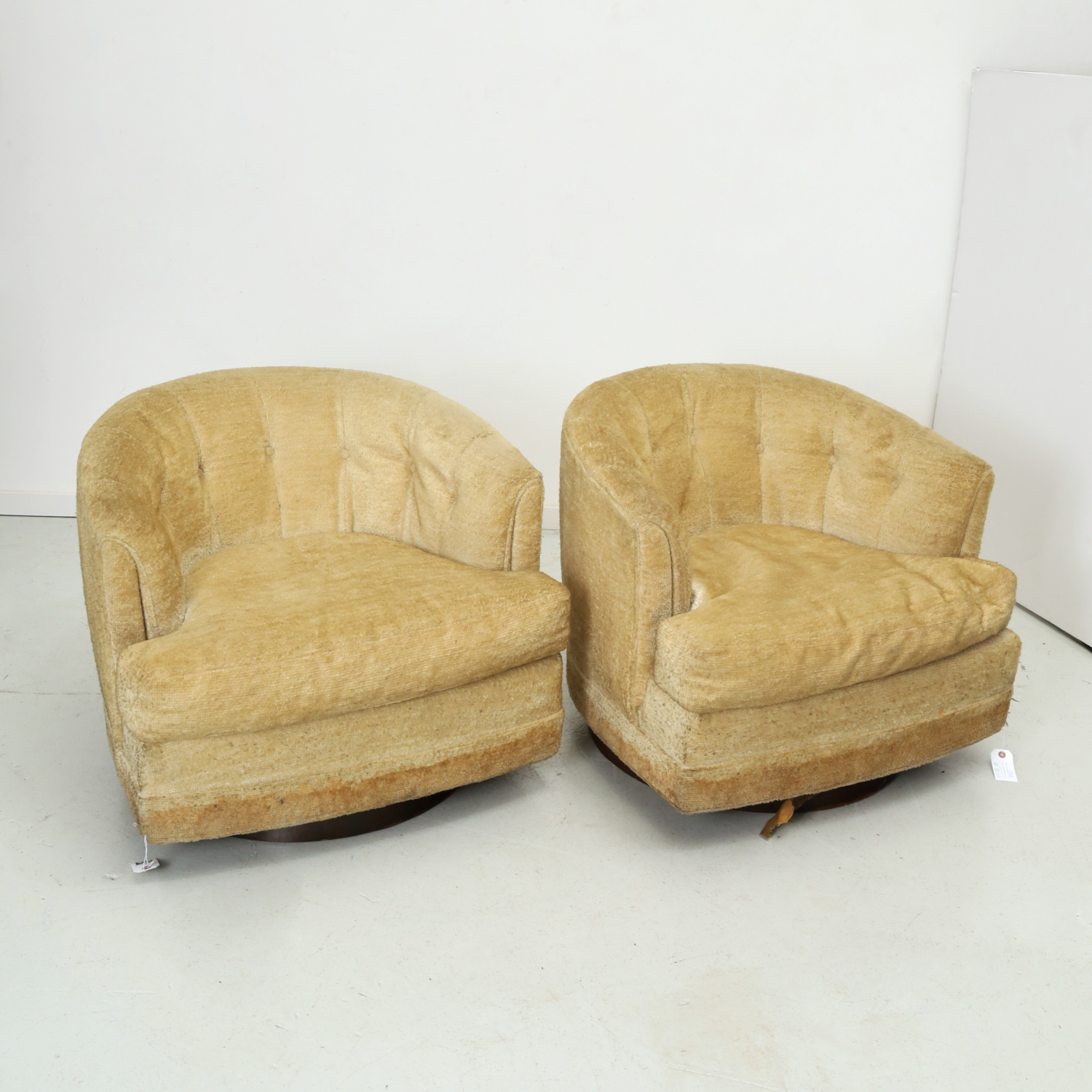 MILO BAUGHMAN, PAIR SWIVEL LOUNGE