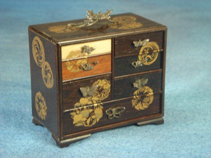 Minature rosewood Japanese seven