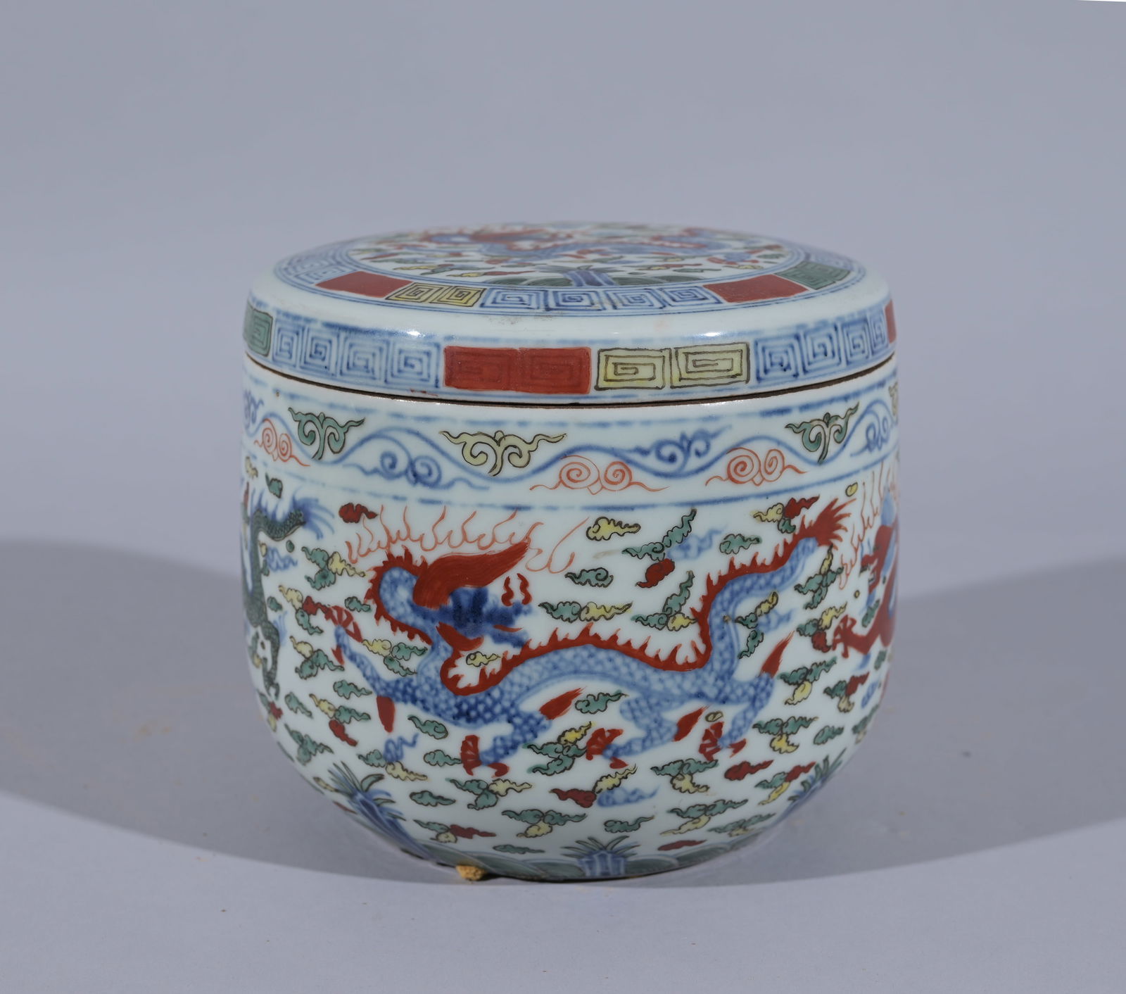 MING, CHINESE WUCAI PORCELAIN