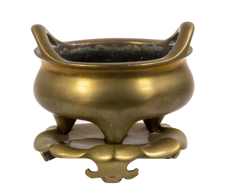 MING DYNASTY BRONZE CENSER WITH