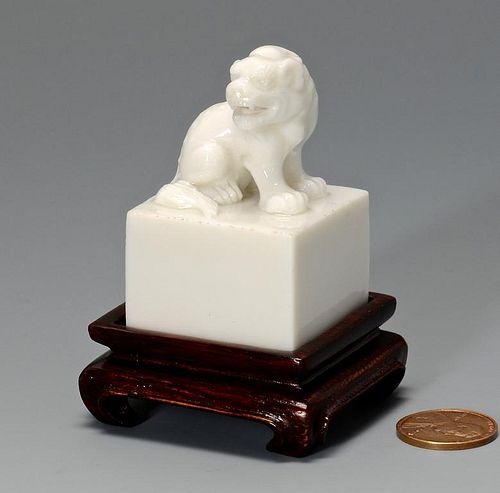 MING FIGURAL DEHUA WARE SEALChinese
