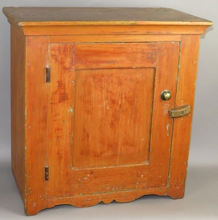 MINIATURE 1 DOOR MILK CUPBOARD WITH