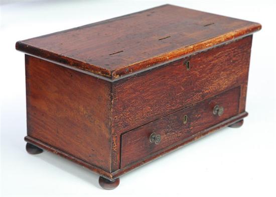 MINIATURE BLANKET CHEST 
