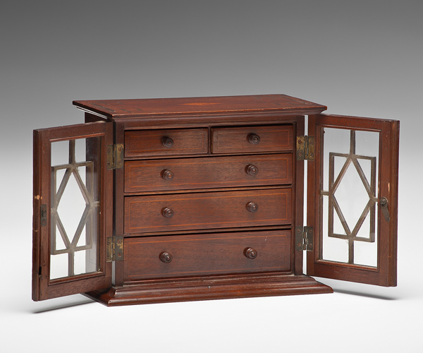Miniature Cabinet English ca