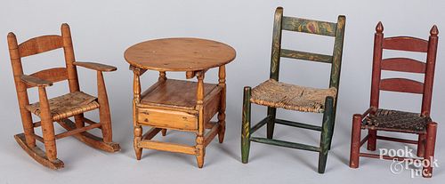 MINIATURE CHAIR TABLE AND