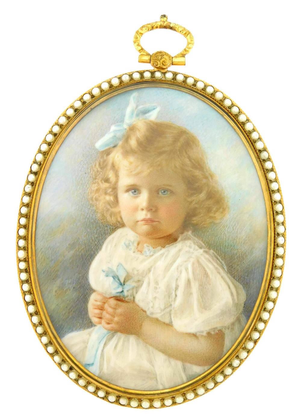 MINIATURE: CHILD, OVAL SUPPORT IN