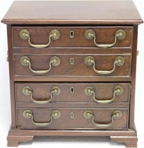 MINIATURE CHIPPENDALE STYLE 2