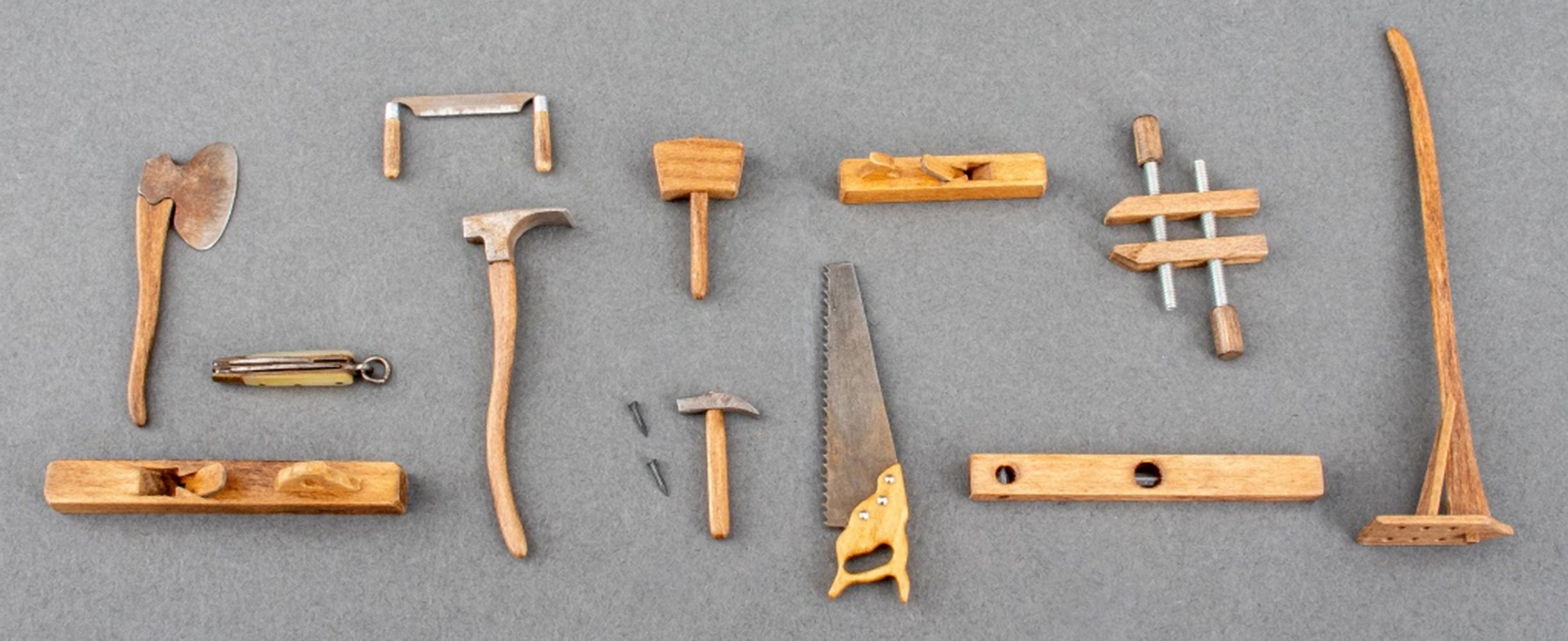 MINIATURE DOLLHOUSE TOOLS, 13
