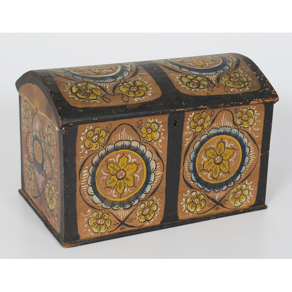 Miniature Dome Top Trunk Pine