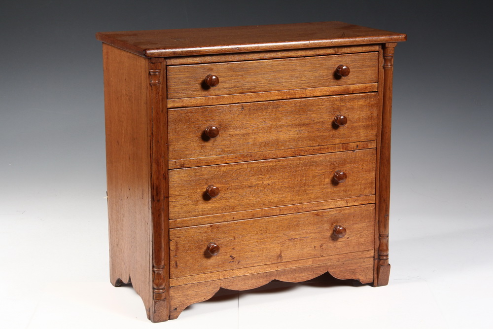 MINIATURE DRESSER - 19th c