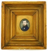 MINIATURE: GENTLEMAN, OVAL SUP