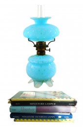 MINIATURE OIL LAMP, SATIN GLAS