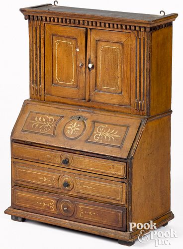 MINIATURE PAINTED OAK SECRETARY