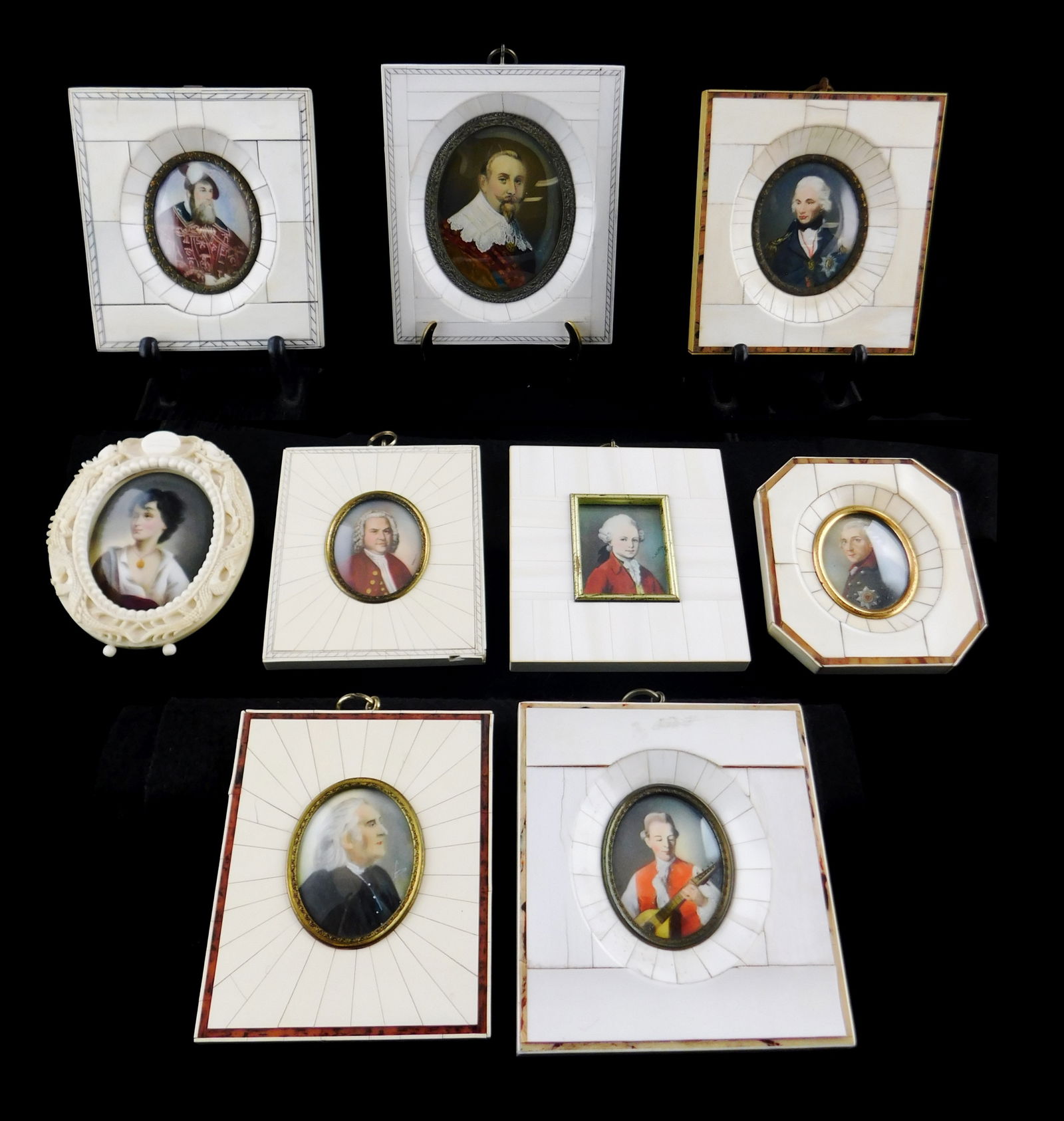 MINIATURE PORTRAIT: NINE HAND