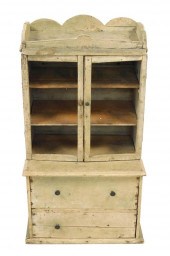 MINIATURE STEP BACK CABINET WI