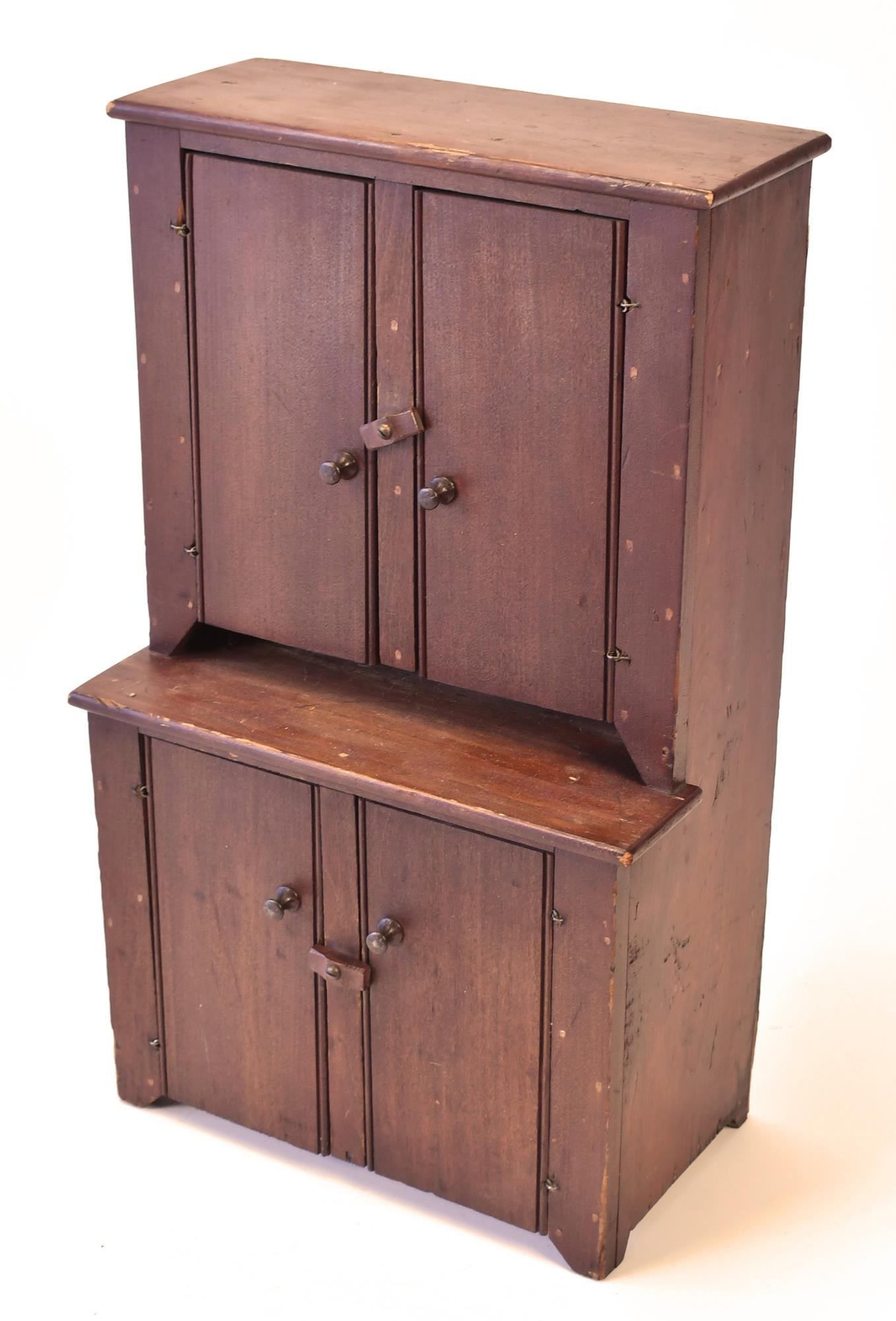 MINIATURE VINTAGE SET-BACK HUTCH
