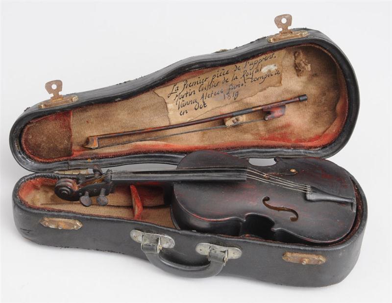 MINIATURE VIOLIN AND BOW WITH