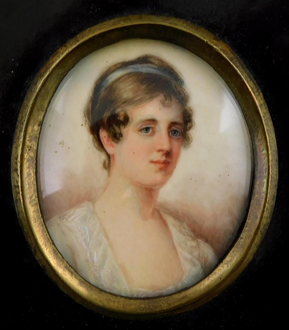 MINIATURE: WOMAN, OVAL SUPPORT,