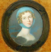 MINIATURE: WOMAN, OVAL SUPPORT