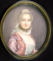 MINIATURE: WOMAN WITH POWDERED